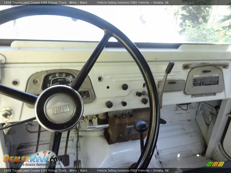 1968 Toyota Land Cruiser FJ45 Pickup Truck Steering Wheel Photo #12