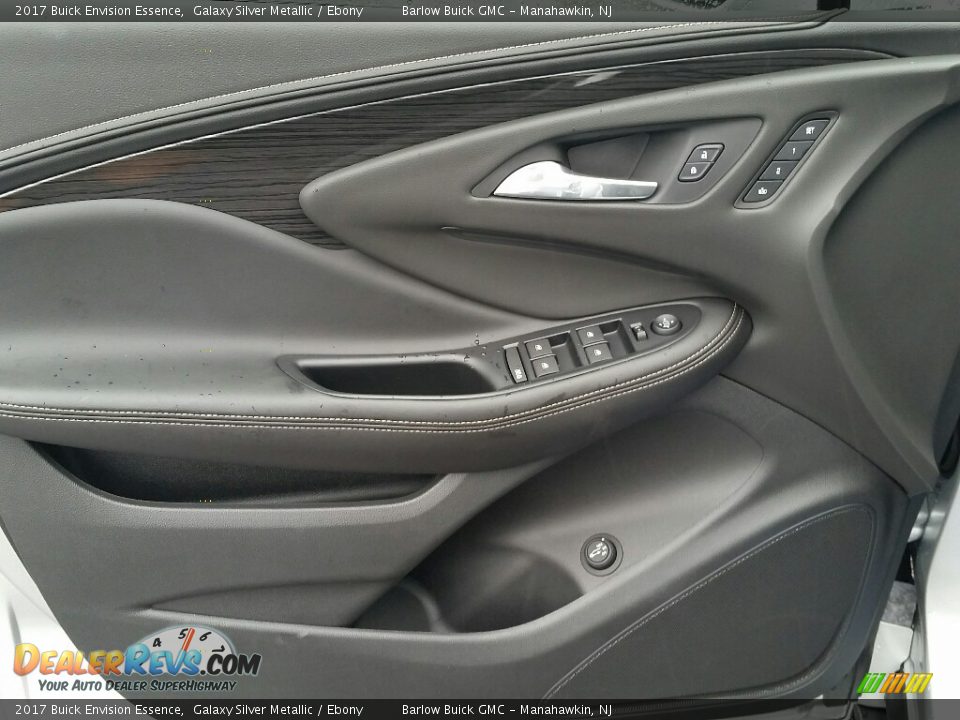 Door Panel of 2017 Buick Envision Essence Photo #8