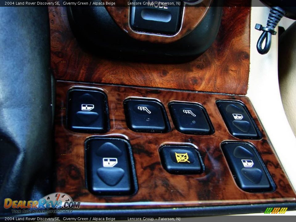 2004 Land Rover Discovery SE Giverny Green / Alpaca Beige Photo #23