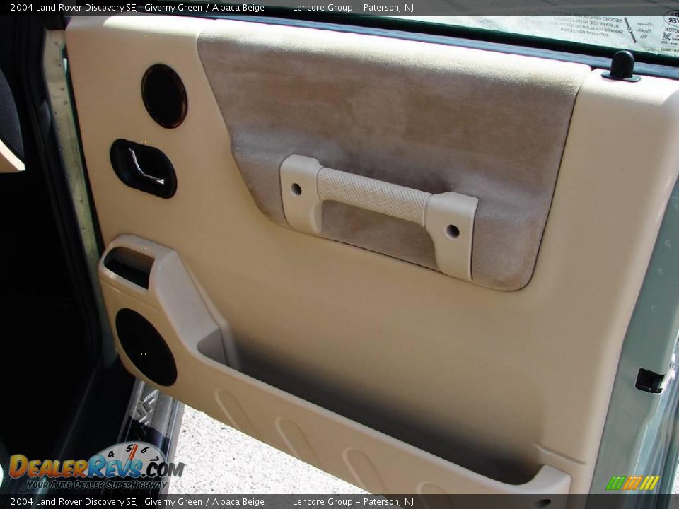 2004 Land Rover Discovery SE Giverny Green / Alpaca Beige Photo #28