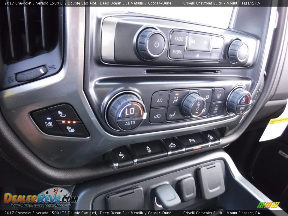 Controls of 2017 Chevrolet Silverado 1500 LTZ Double Cab 4x4 Photo #19