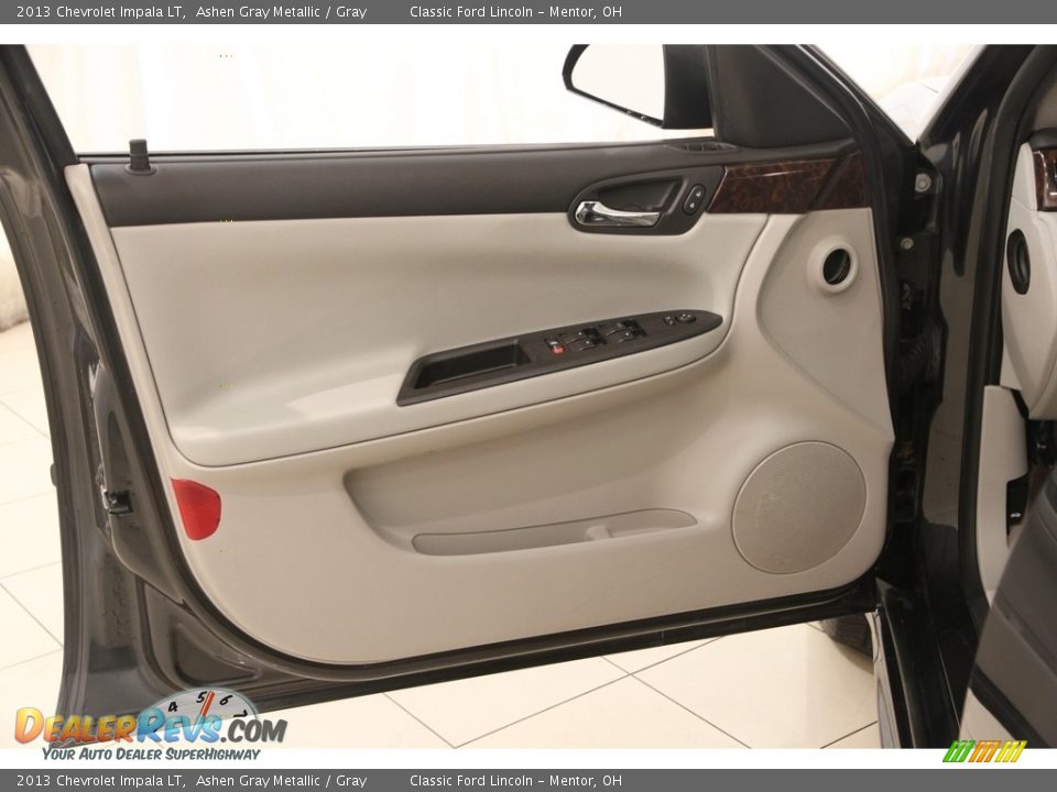 2013 Chevrolet Impala LT Ashen Gray Metallic / Gray Photo #4