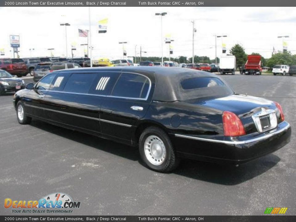 2000 Lincoln Town Car Executive Limousine Black / Deep Charcoal Photo #5