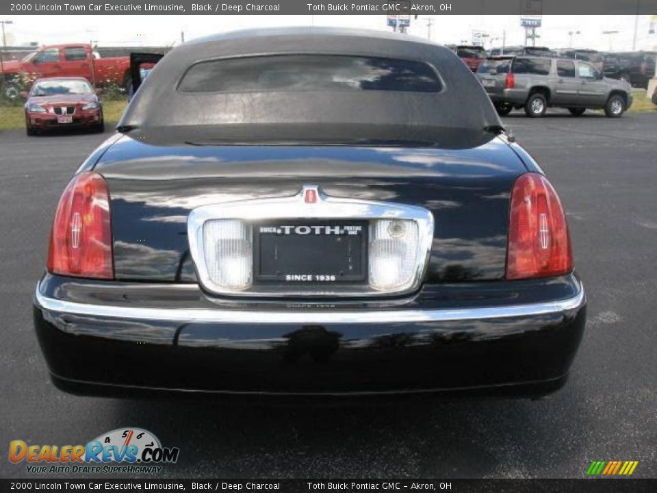2000 Lincoln Town Car Executive Limousine Black / Deep Charcoal Photo #8