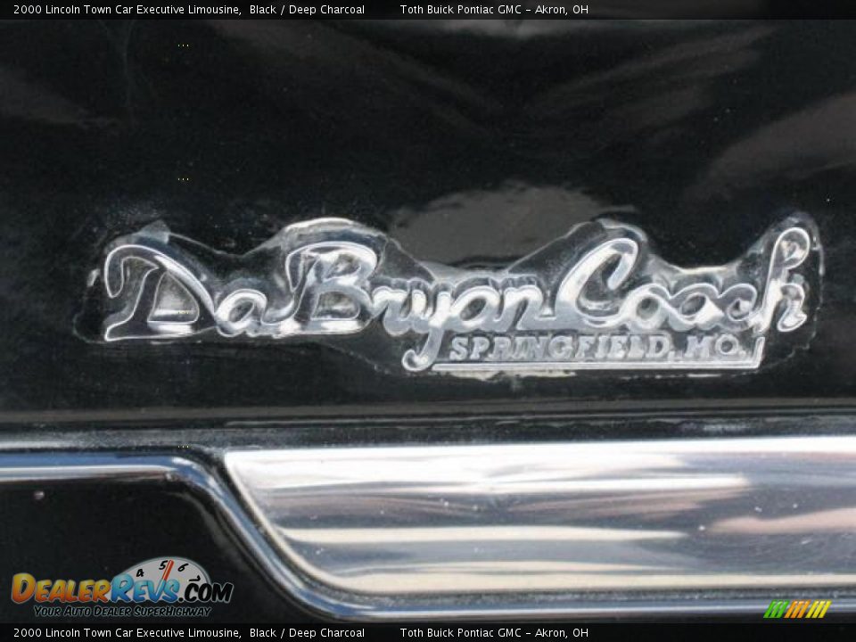 2000 Lincoln Town Car Executive Limousine Black / Deep Charcoal Photo #9