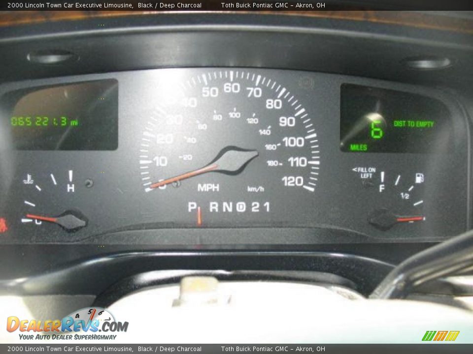 2000 Lincoln Town Car Executive Limousine Black / Deep Charcoal Photo #26