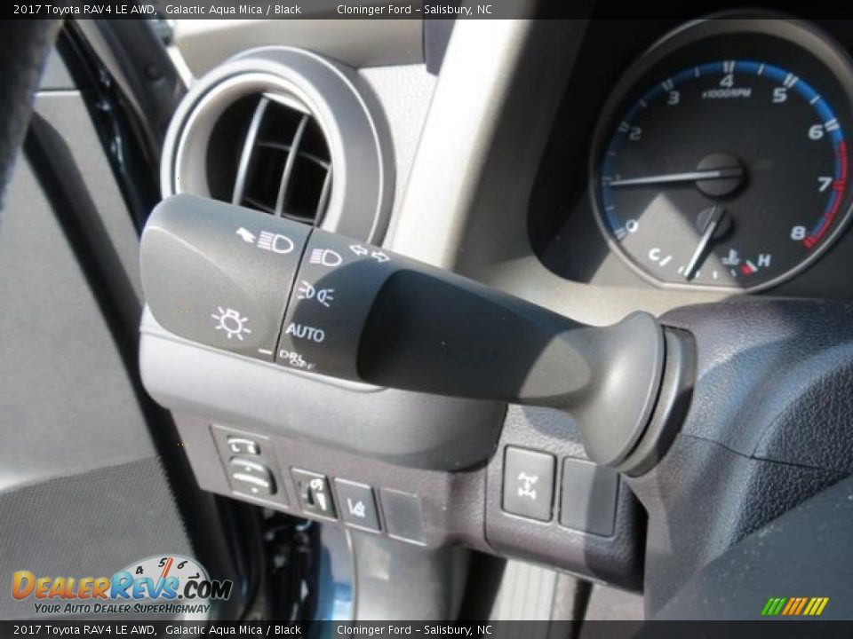 Controls of 2017 Toyota RAV4 LE AWD Photo #15