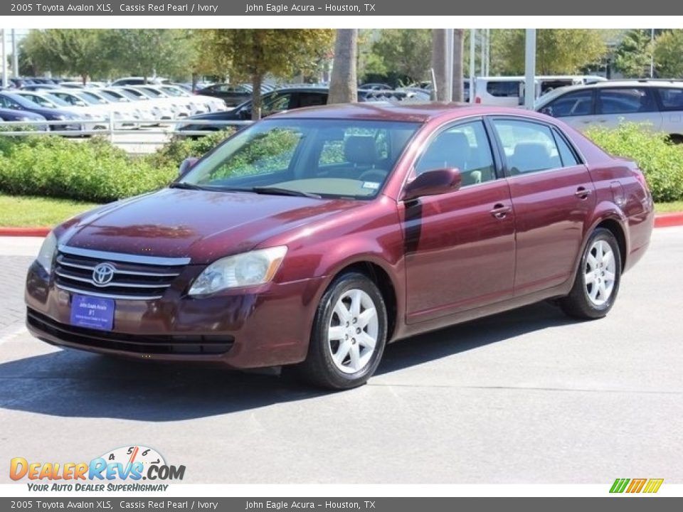 2005 Toyota Avalon XLS Cassis Red Pearl / Ivory Photo #3