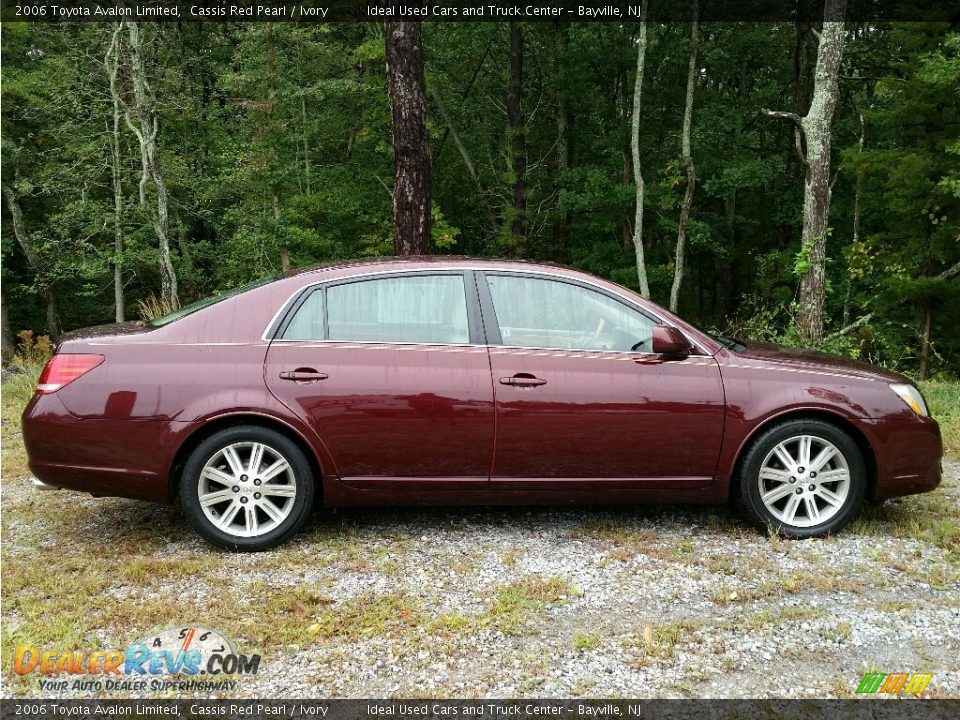 2006 Toyota Avalon Limited Cassis Red Pearl / Ivory Photo #4