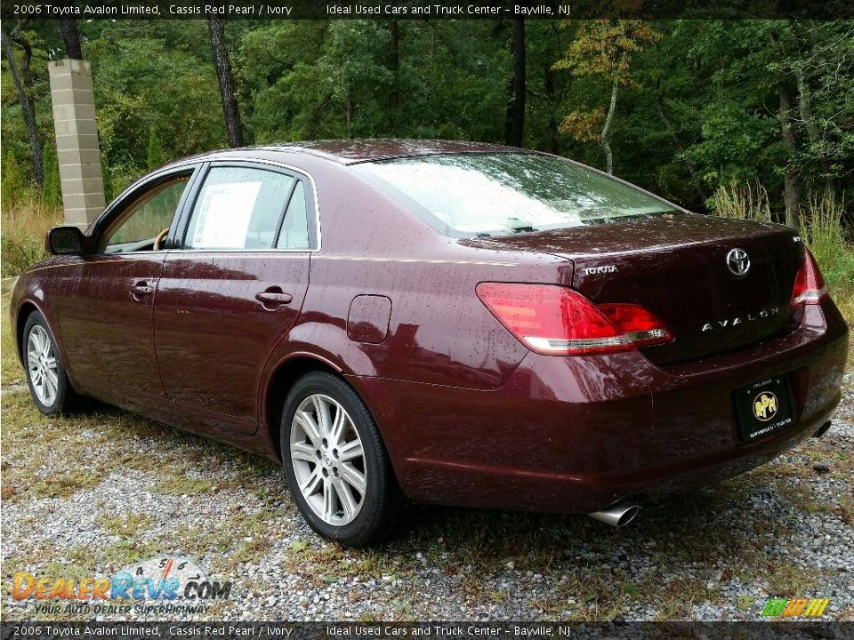2006 Toyota Avalon Limited Cassis Red Pearl / Ivory Photo #6