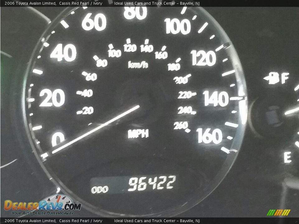 2006 Toyota Avalon Limited Cassis Red Pearl / Ivory Photo #28