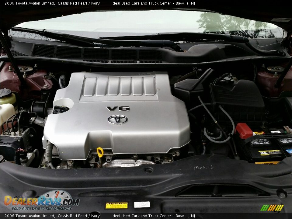 2006 Toyota Avalon Limited Cassis Red Pearl / Ivory Photo #29