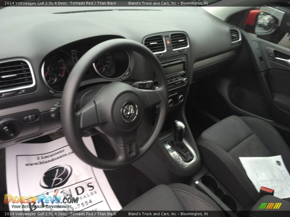 2014 Volkswagen Golf 2.5L 4 Door Tornado Red / Titan Black Photo #11