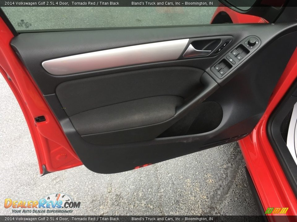 2014 Volkswagen Golf 2.5L 4 Door Tornado Red / Titan Black Photo #12