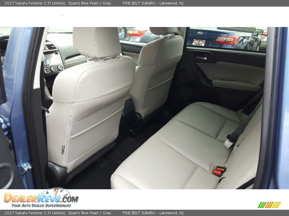 2017 Subaru Forester 2.5i Limited Quartz Blue Pearl / Gray Photo #9