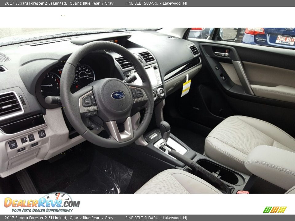 2017 Subaru Forester 2.5i Limited Quartz Blue Pearl / Gray Photo #10