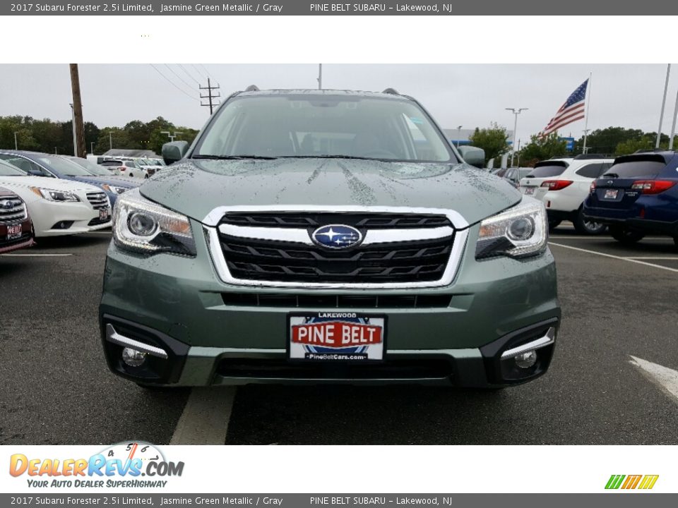 2017 Subaru Forester 2.5i Limited Jasmine Green Metallic / Gray Photo #2