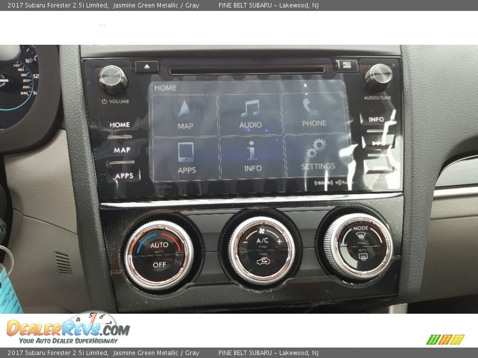 2017 Subaru Forester 2.5i Limited Jasmine Green Metallic / Gray Photo #10