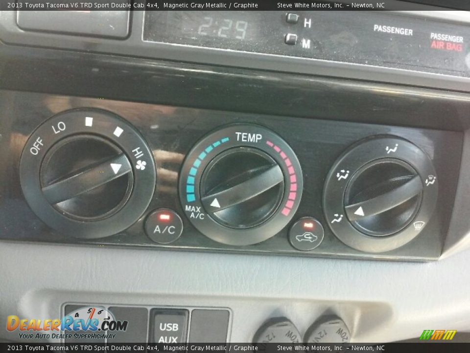 2013 Toyota Tacoma V6 TRD Sport Double Cab 4x4 Magnetic Gray Metallic / Graphite Photo #22
