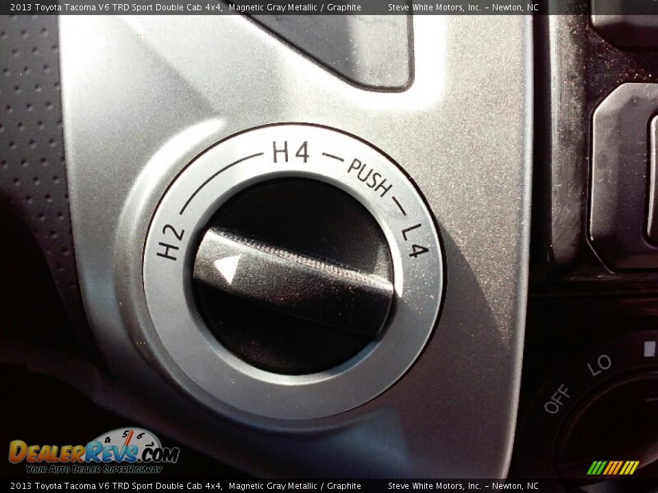 2013 Toyota Tacoma V6 TRD Sport Double Cab 4x4 Magnetic Gray Metallic / Graphite Photo #23