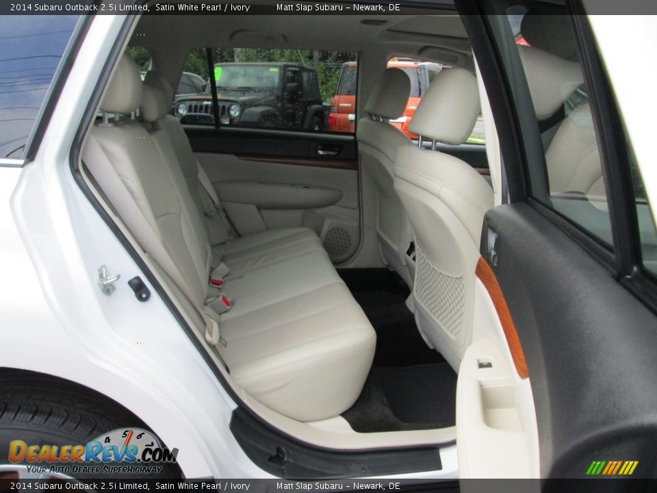 2014 Subaru Outback 2.5i Limited Satin White Pearl / Ivory Photo #18