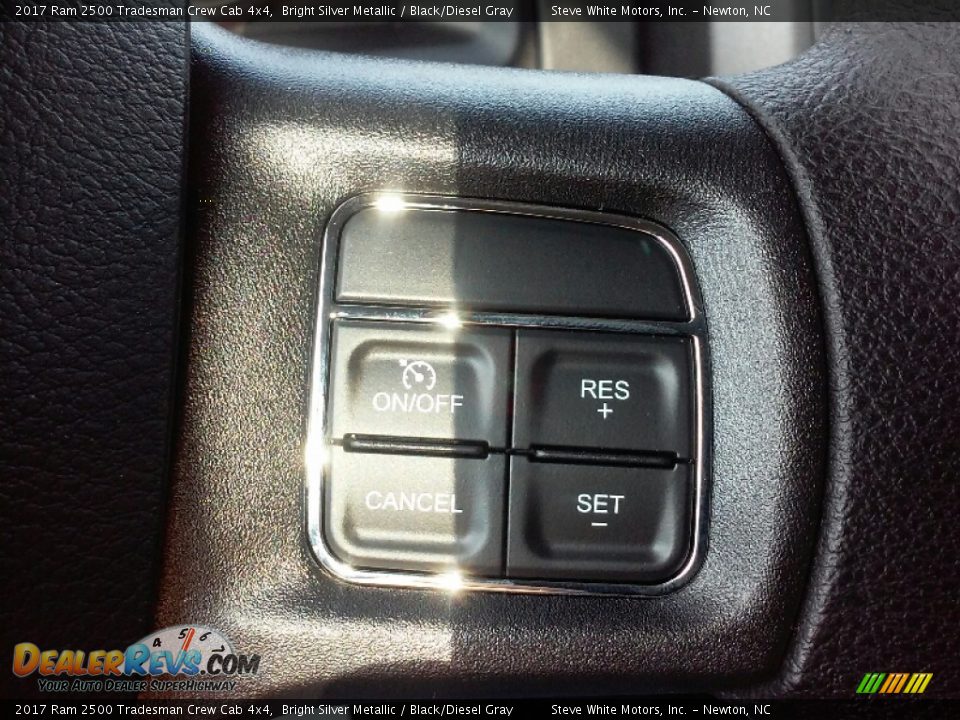 2017 Ram 2500 Tradesman Crew Cab 4x4 Bright Silver Metallic / Black/Diesel Gray Photo #16