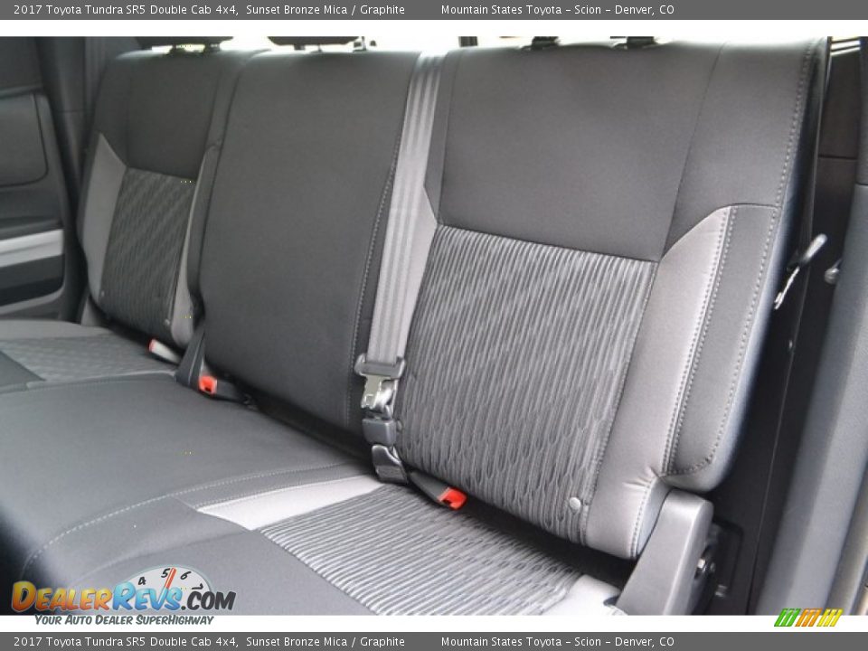 2017 Toyota Tundra SR5 Double Cab 4x4 Sunset Bronze Mica / Graphite Photo #7
