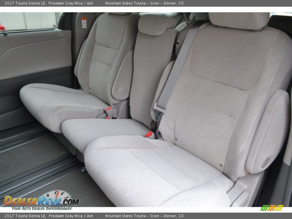 Rear Seat of 2017 Toyota Sienna LE Photo #7