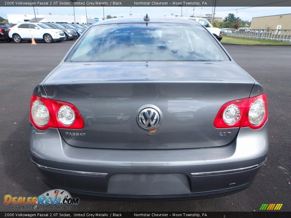 2006 Volkswagen Passat 2.0T Sedan United Grey Metallic / Black Photo #3