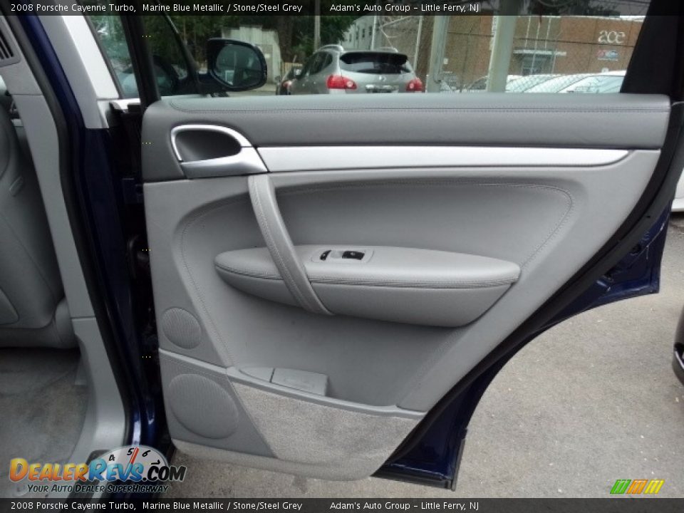 Door Panel of 2008 Porsche Cayenne Turbo Photo #23