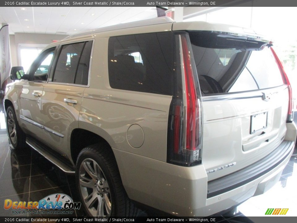 2016 Cadillac Escalade Luxury 4WD Silver Coast Metallic / Shale/Cocoa Photo #4