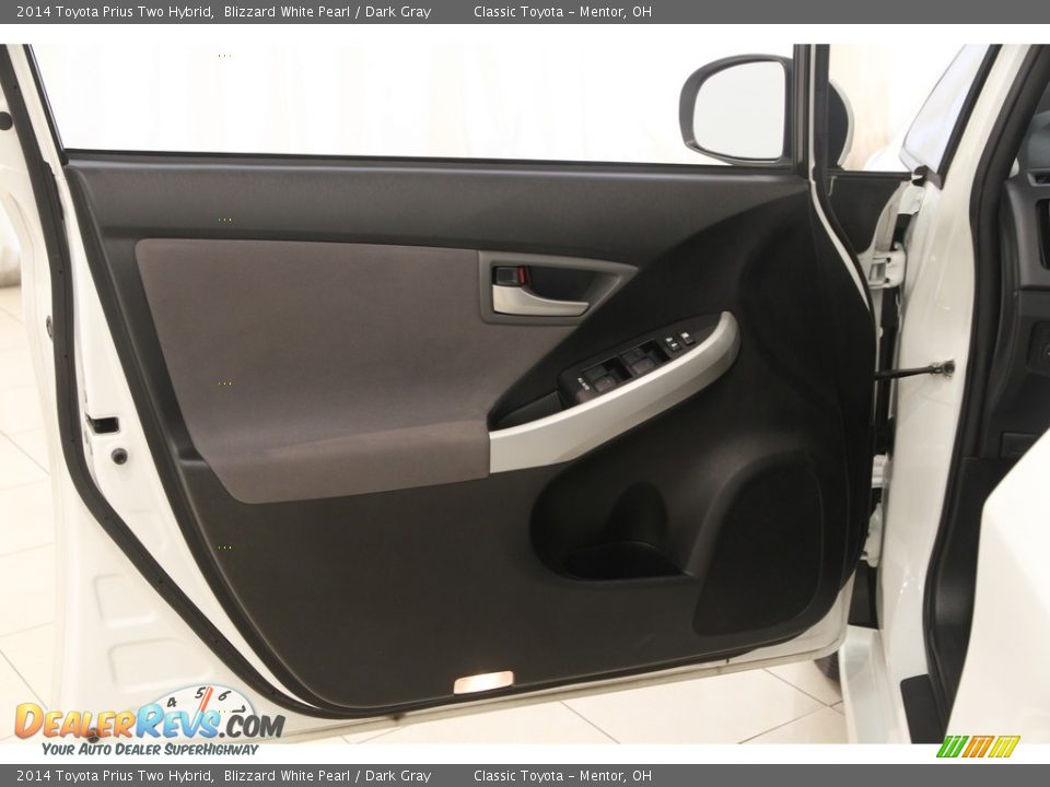 2014 Toyota Prius Two Hybrid Blizzard White Pearl / Dark Gray Photo #4