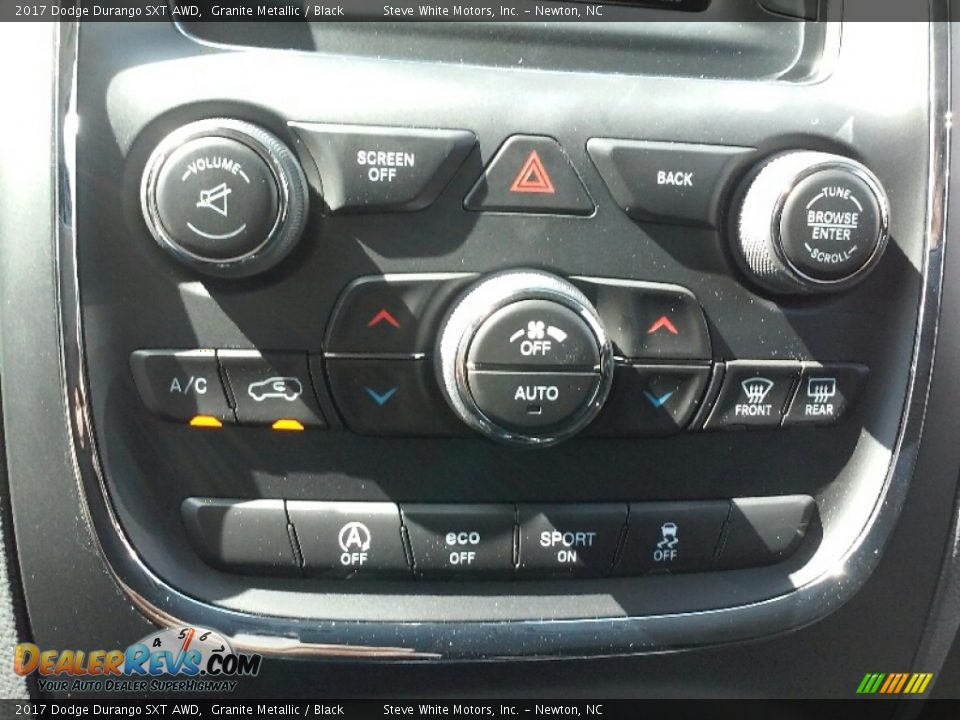 Controls of 2017 Dodge Durango SXT AWD Photo #20