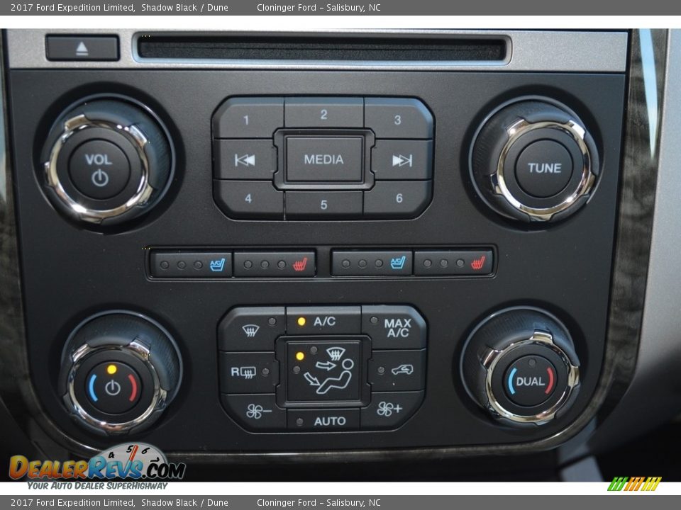 Controls of 2017 Ford Expedition Limited Photo #19