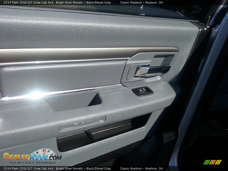 2014 Ram 1500 SLT Crew Cab 4x4 Bright Silver Metallic / Black/Diesel Gray Photo #12