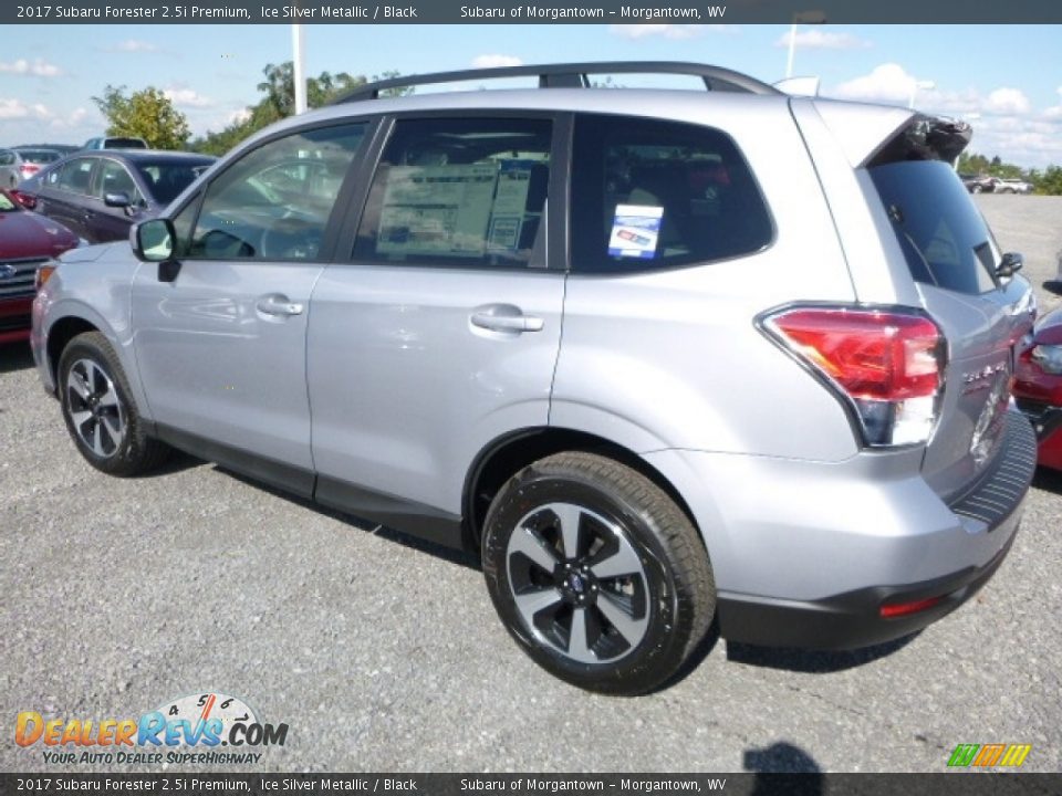 2017 Subaru Forester 2.5i Premium Ice Silver Metallic / Black Photo #10