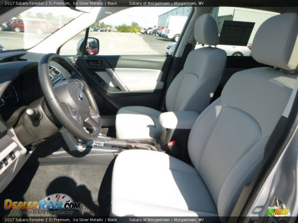 2017 Subaru Forester 2.5i Premium Ice Silver Metallic / Black Photo #14