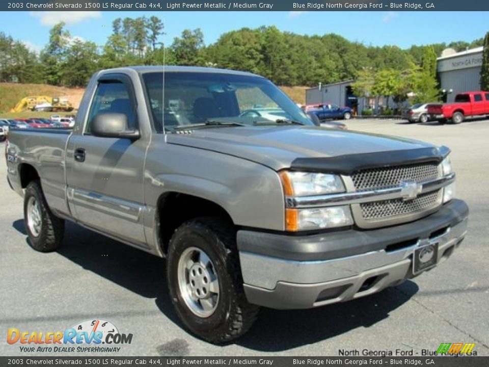2003 Chevrolet Silverado 1500 LS Regular Cab 4x4 Light Pewter Metallic / Medium Gray Photo #2