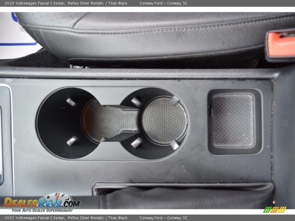 2015 Volkswagen Passat S Sedan Reflex Silver Metallic / Titan Black Photo #29