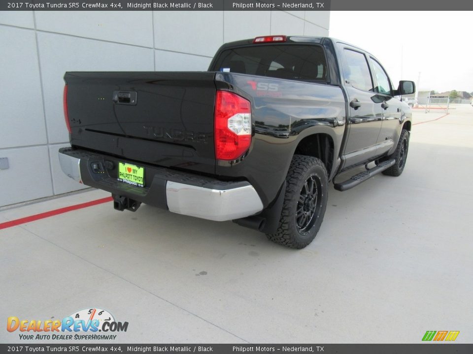 2017 Toyota Tundra SR5 CrewMax 4x4 Midnight Black Metallic / Black Photo #4