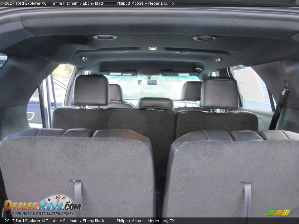 2017 Ford Explorer XLT White Platinum / Ebony Black Photo #17