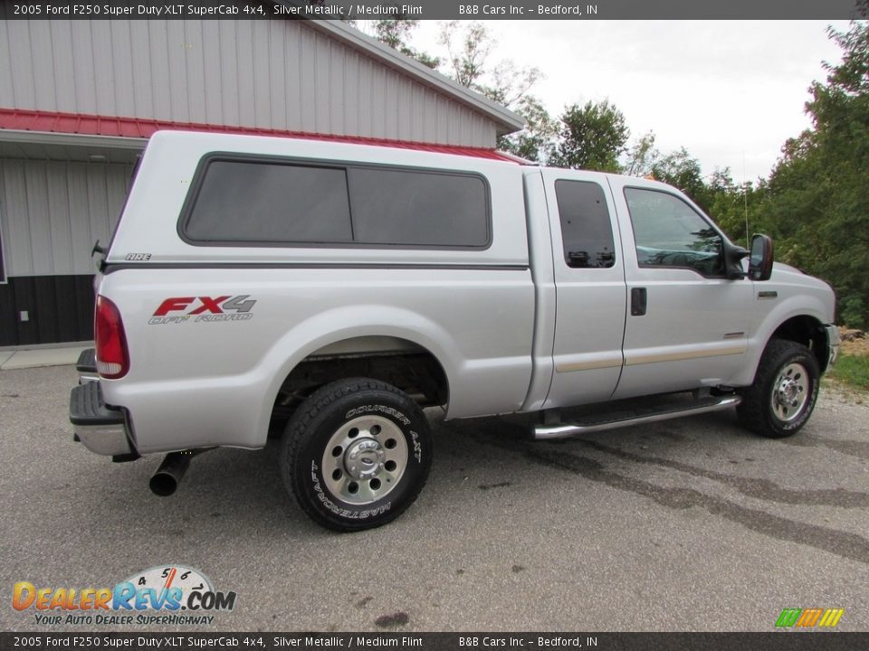 2005 Ford F250 Super Duty XLT SuperCab 4x4 Silver Metallic / Medium Flint Photo #6