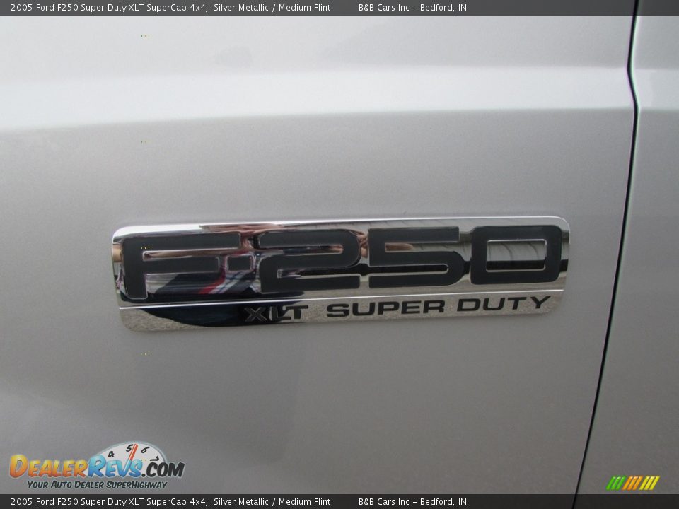 2005 Ford F250 Super Duty XLT SuperCab 4x4 Silver Metallic / Medium Flint Photo #11