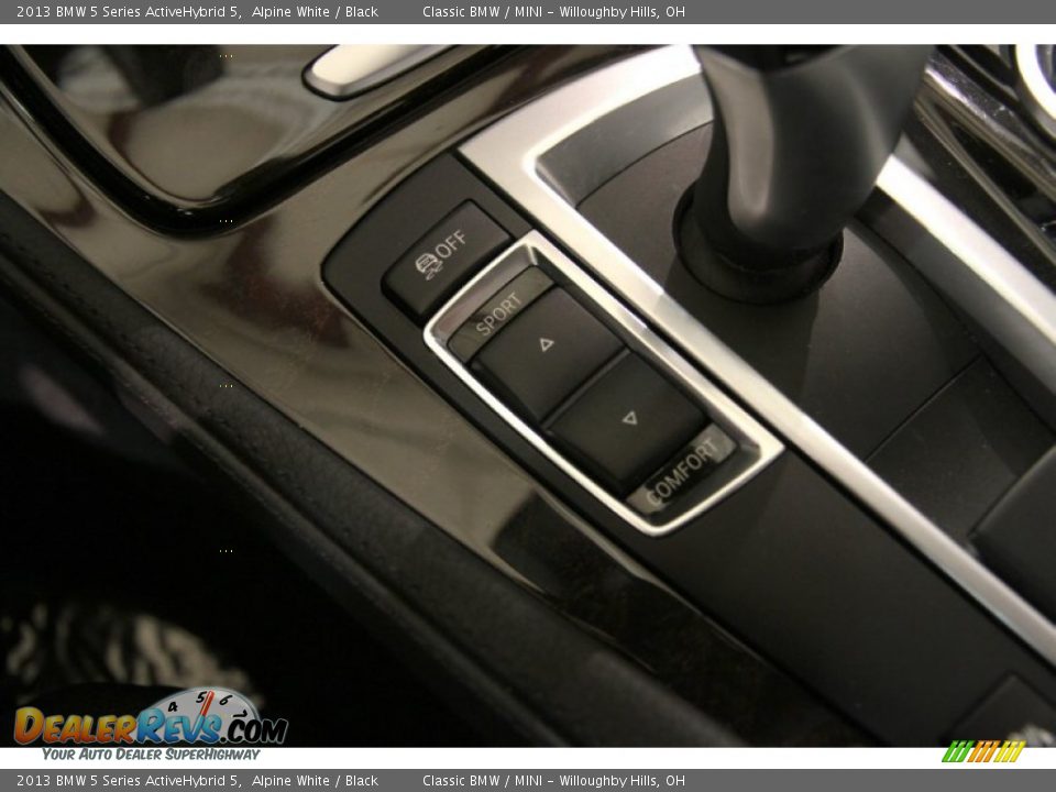 2013 BMW 5 Series ActiveHybrid 5 Alpine White / Black Photo #36