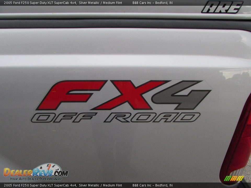 2005 Ford F250 Super Duty XLT SuperCab 4x4 Silver Metallic / Medium Flint Photo #13