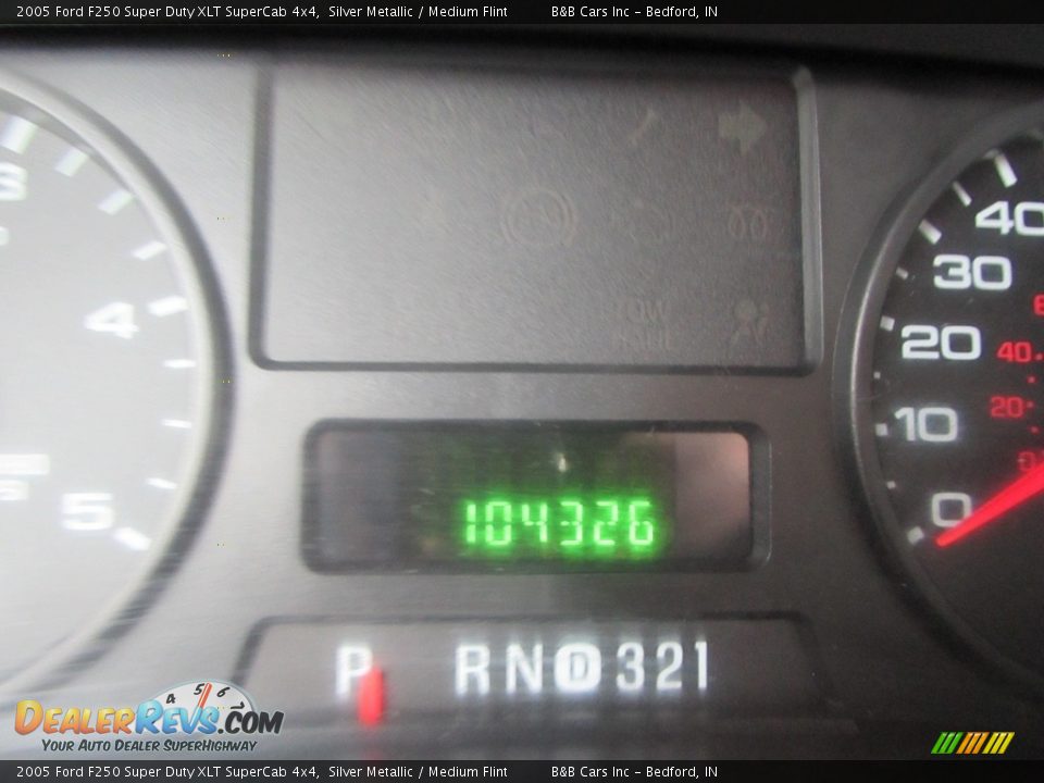 2005 Ford F250 Super Duty XLT SuperCab 4x4 Silver Metallic / Medium Flint Photo #35