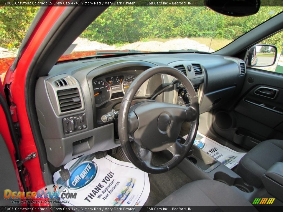 2005 Chevrolet Colorado LS Crew Cab 4x4 Victory Red / Very Dark Pewter Photo #26