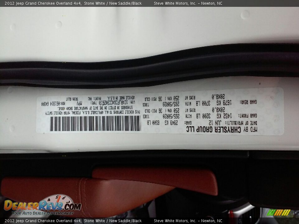 2012 Jeep Grand Cherokee Overland 4x4 Stone White / New Saddle/Black Photo #29