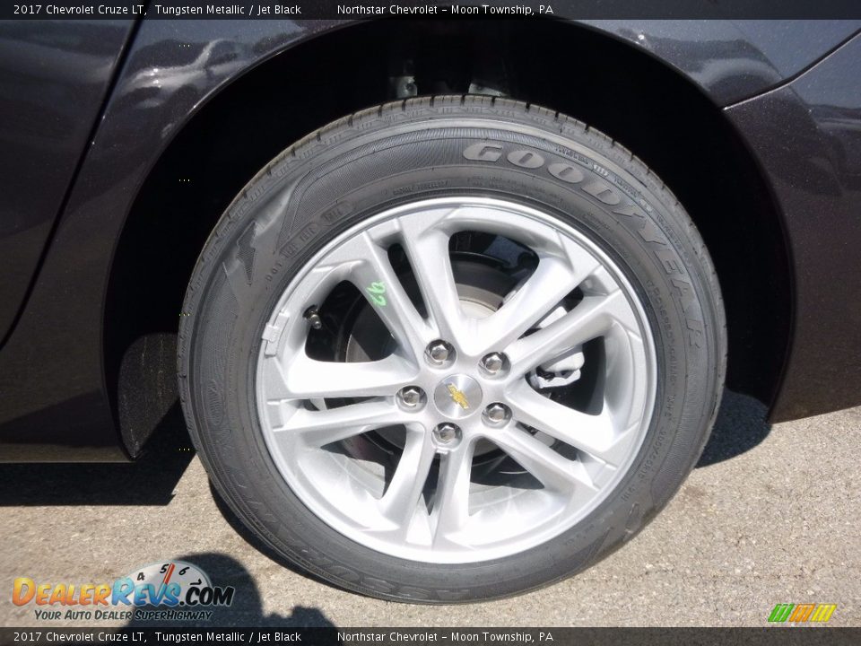 2017 Chevrolet Cruze LT Tungsten Metallic / Jet Black Photo #9