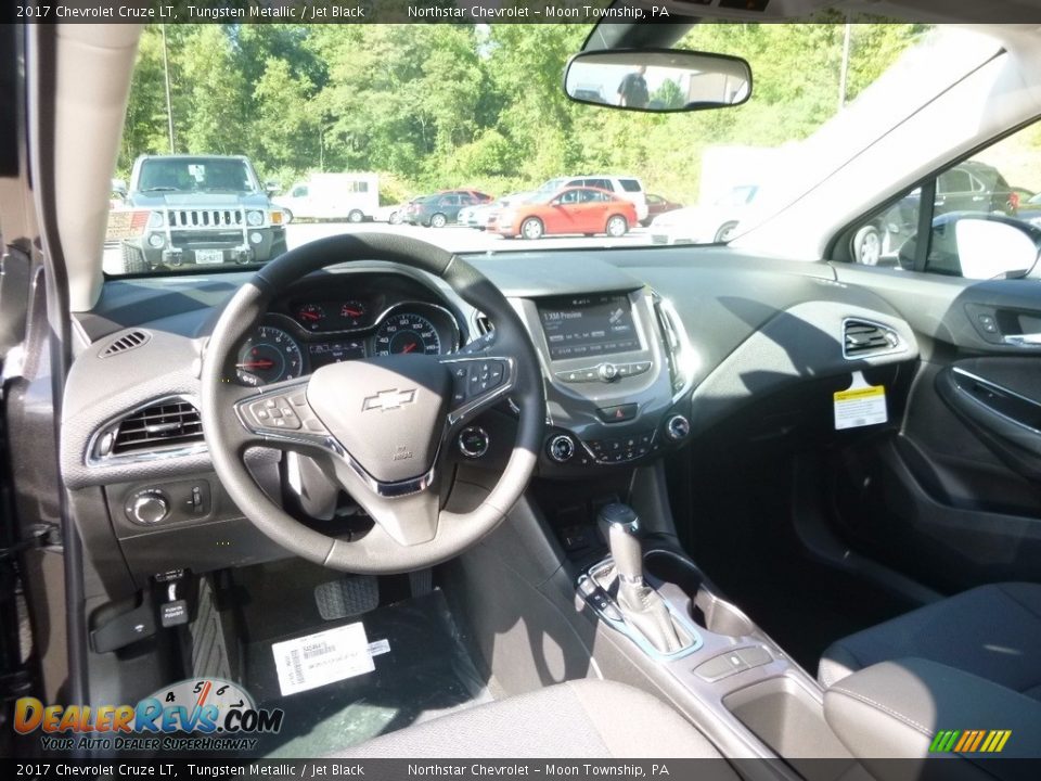 2017 Chevrolet Cruze LT Tungsten Metallic / Jet Black Photo #12